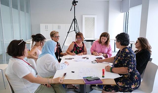 Üreten Kadın Meydanı'nda toplumsal cinsiyet eşitliği atölyeleri sürüyor