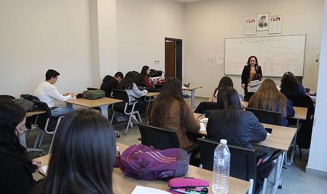 Destek Eğitim Merkezi ve Dijital Akademi'ye Ön Kayıtlar Başladı Destek Eğitim Merkezi ve Dijital Akademi'ye Ön Kayıtlar Başladı