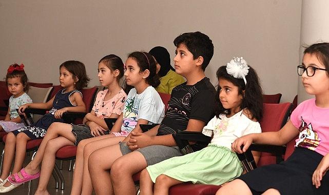 Osmangazi'de çocuklar mektup yazma alışkanlığı kazandı Osmangazi'de çocuklar mektup yazma alışkanlığı kazandı