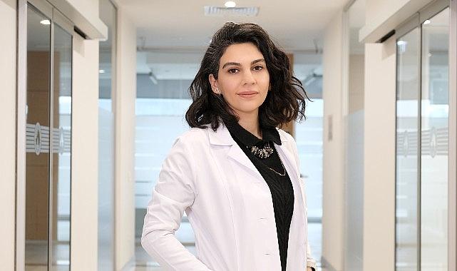 Regl, gebelik, menopoz... Diş etleri bu süreçlerden etkileniyor! Regl, gebelik, menopoz... Diş etleri bu süreçlerden etkileniyor!
