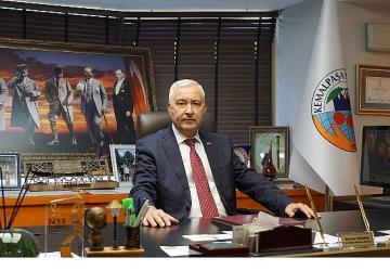 Kemalpaşa Belediyesi'nden okullara bakım ve onarım desteği