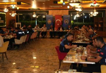 Başkan Tutdere zabıta personeliyle buluştu: ‘Zabıta belediyemizin sahadaki gücüdür’ - Videolu Haber
