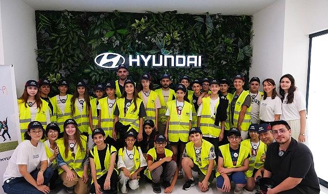 Hyundai Motor Türkiye'den Gençlik Kampı Hyundai Motor Türkiye'den Gençlik Kampı