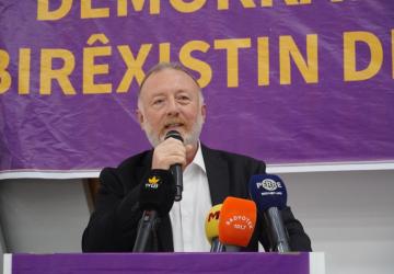 Sezai Temelli Adıyaman’da konuştu: ‘Silahlar sustu, şimdi siyaset konuşmalı’ - Videolu Haber