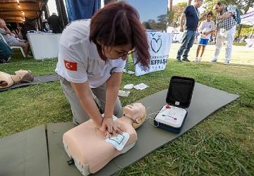 İzmir Büyükşehir Belediyesi'nden hayat kurtaran destek