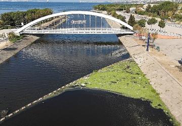 İzmit Körfezi'ne temizlik kalkanı