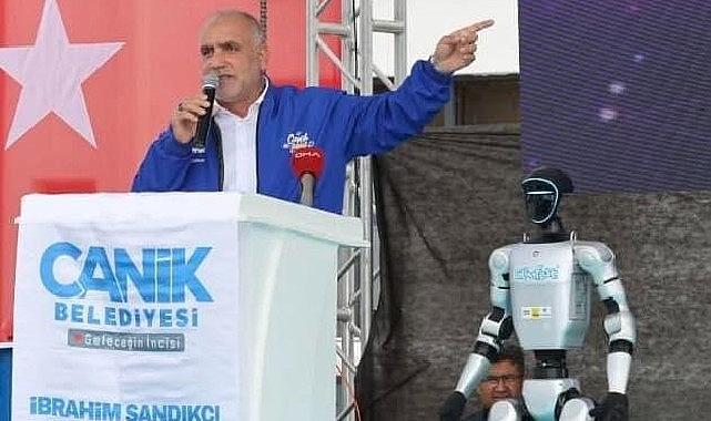 Canik Belediyesi'nden Rekor: CANİKFEST'te 131.624 Kişi Yapay Zekâ Teknolojisiyle Tanıştı 