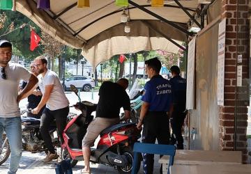 Büyükşehir'den Ahmetli'de Kaldırım İşgallerine Denetim