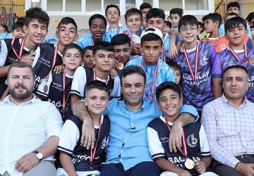 Başkan Yıldız'dan gençlere müjdeler