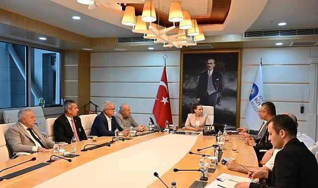 Antalya Büyükşehir Belediyesi şehit aileleri ve gazileri yalnız bırakmıyor Antalya Büyükşehir Belediyesi şehit aileleri ve gazileri yalnız bırakmıyor