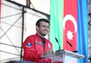 Türkiye'nin en fazla gelir vergisi ödeyen ismi açıklandı: Selçuk Bayraktar ilk sırada