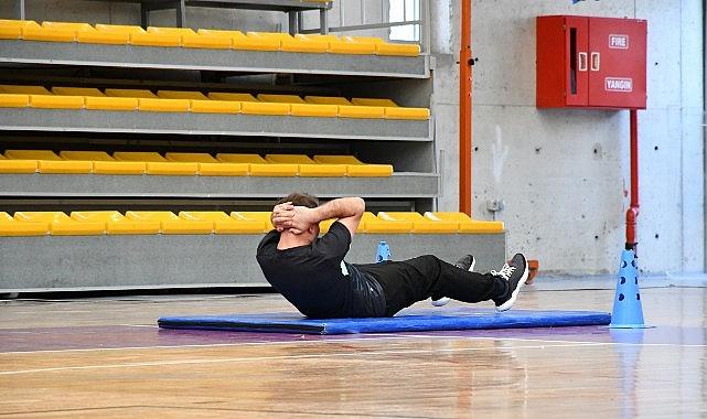 İtfaiye eri adayları parkurda ter döktü İtfaiye eri adayları parkurda ter döktü