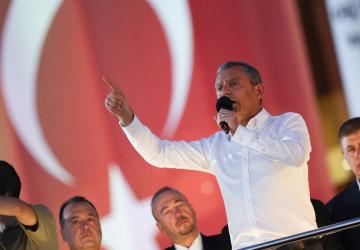 Özgür Özel: ‘Bahçeli’ye kumpas kurulduğunu düşünüyorum’