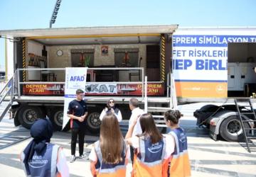 Osmangazi’de Gerçeğini Aratmayan Deprem Tatbikatıyla Eğitim