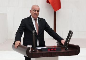 Özhan’dan 15 Temmuz mesajı: Bu direniş, Milletin Yenilmez İradesidir