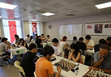 EFEST'te Satranç Heyecanı