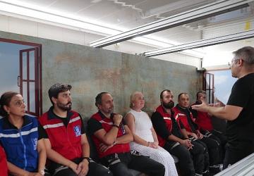 ​KAM, Bornova'da 'Hatırlamak Yetmez, Hazırlanmak Gerek' dedi