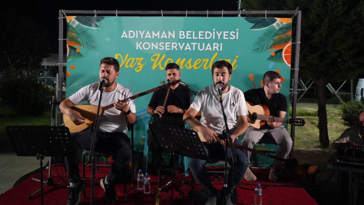 Adıyaman’da unutulmaz türkü gecesi - Videolu Haber Adıyaman’da unutulmaz türkü gecesi - Videolu Haber
