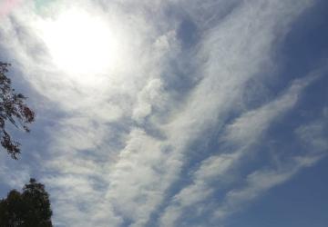 İzmir’de Gökyüzünde Kimyasal İzler (Chemtrails)