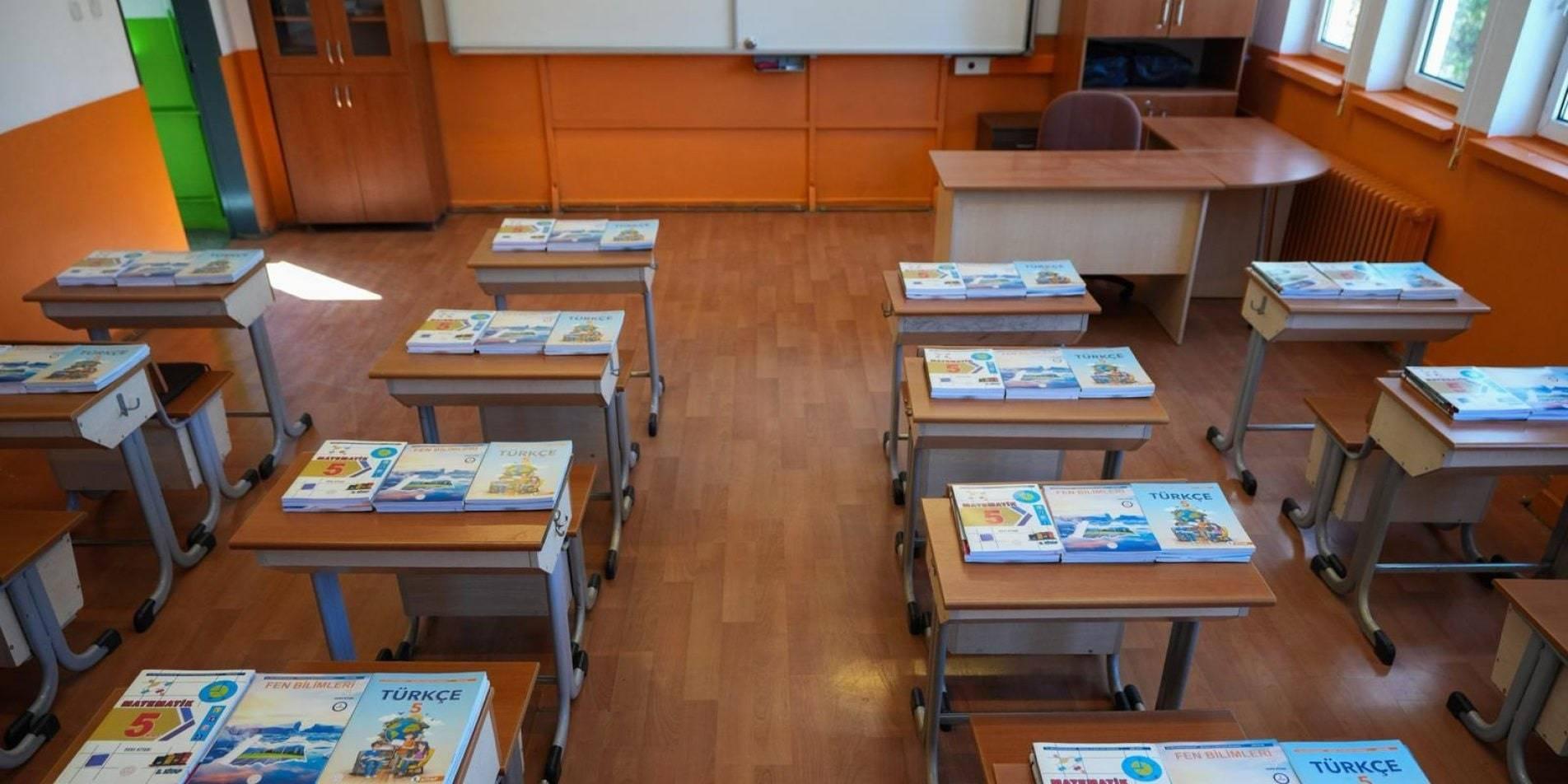 Ücretsiz Ders Kitapları Dağıtılmaya Başlandı Ücretsiz Ders Kitapları Dağıtılmaya Başlandı