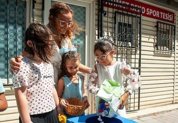 Karşıyakalı çocuklardan “Mavi Kapak" projesine tam destek