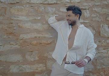 Gökhan Akar 'Alaçatı Kafası'nı kliplendirdi