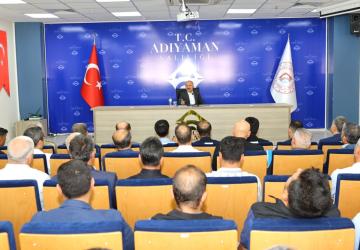 Adıyaman Valiliği’nden konteyner kentlerin tahliyesiyle ilgili değerlendirme toplantısı
