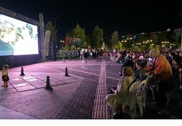 Büyükşehir'den kitapseverlere film molası