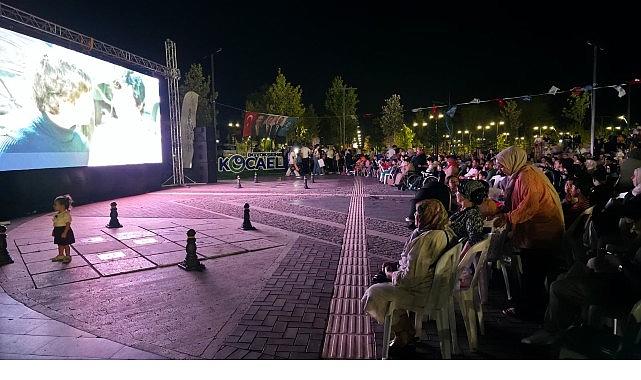 Büyükşehir'den kitapseverlere film molası Büyükşehir'den kitapseverlere film molası