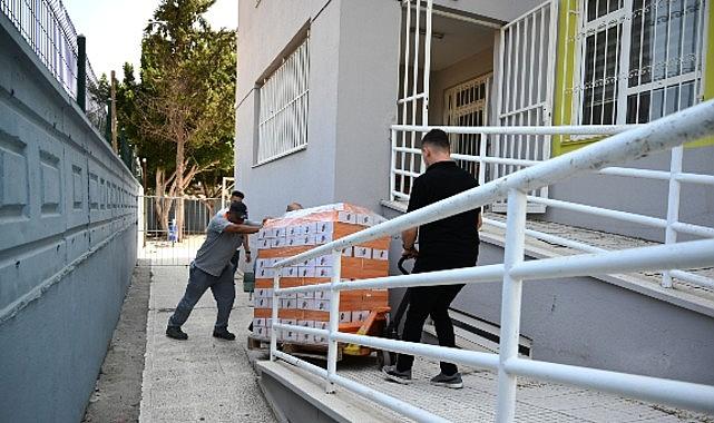 Ücretsiz kırtasiyelerin dağıtımı devam ediyor Ücretsiz kırtasiyelerin dağıtımı devam ediyor