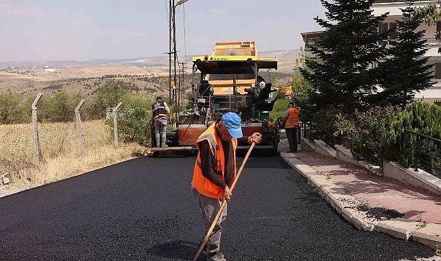 Çankaya'da Asfalt Çalışmaları Sürüyor Çankaya'da Asfalt Çalışmaları Sürüyor