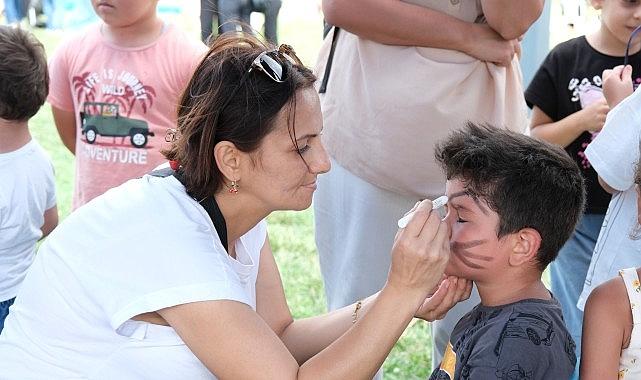 “Çık Dışarıya Oynayalım" etkinlikleri büyük ilgi görüyor; Eğlencenin durağı bu kez Derince oldu “Çık Dışarıya Oynayalım" etkinlikleri büyük ilgi görüyor; Eğlencenin durağı bu kez Derince oldu