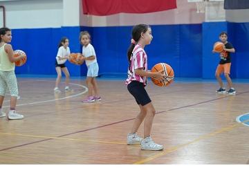 Maltepe Belediyesi Yaz spor okulu 2. dönem başladı.