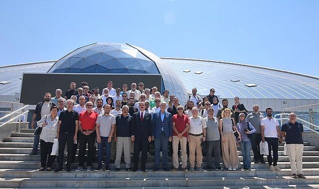 Başkan Altay Tüm Türkiye'yi 10. Konya Bilim Festivali'ne Davet Etti Başkan Altay Tüm Türkiye'yi 10. Konya Bilim Festivali'ne Davet Etti