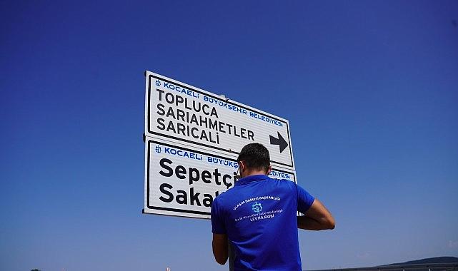 Kırsal ulaşımda levhalar yenileniyor Kırsal ulaşımda levhalar yenileniyor