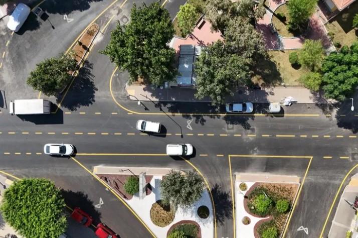 Büyükşehir, Silifke Caddesi’ni Modernize Etti Büyükşehir, Silifke Caddesi’ni Modernize Etti