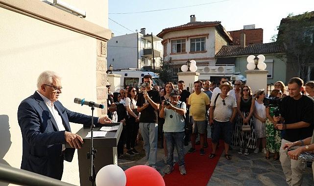 6. Burhaniye Kitap Fuarı'nda İkinci Gün Tamamlandı 6. Burhaniye Kitap Fuarı'nda İkinci Gün Tamamlandı