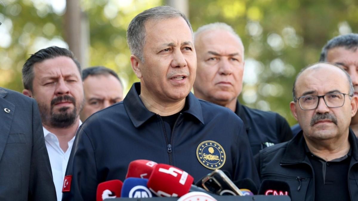 Balıkesir’de 6,1 büyüklüğünde deprem: 1 kişi hayatını kaybetti, 29 yaralı Balıkesir’de 6,1 büyüklüğünde deprem: 1 kişi hayatını kaybetti, 29 yaralı