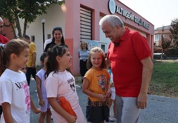 Nilüfer'de çocuklara spor sevgisi aşılanıyor