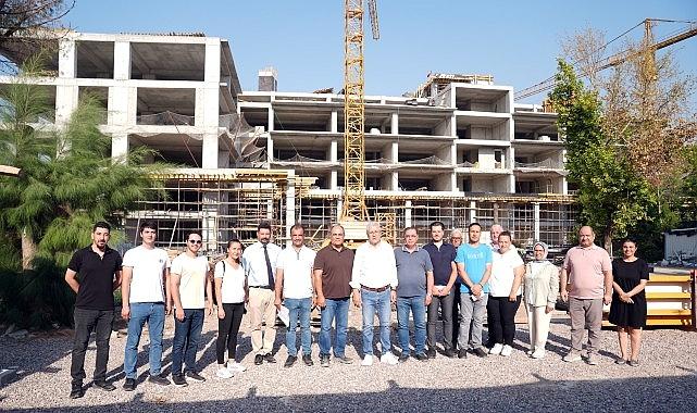 Ege Üniversitesinde dev teknopark kompleksi hızla yükseliyor Ege Üniversitesinde dev teknopark kompleksi hızla yükseliyor
