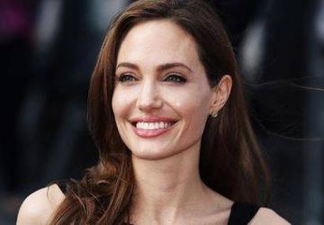 Prof.Dr. Serdar Saydam, “Angelina Jolie sayesinde kadınlar bilinçlendi”
