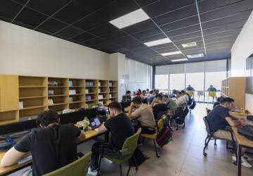 Yaz Tatilinde Okuma Keyfi Büyükşehir Salonlarında Devam Ediyor