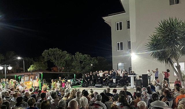 4. Ürkmez Kültür ve Sanat Festivali Başladı 4. Ürkmez Kültür ve Sanat Festivali Başladı