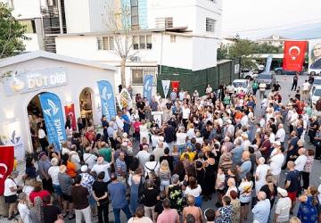 Güzelbahçe'de yeni bir sosyal yaşam alanı Güzbel Dut Dibi hizmete açıldı