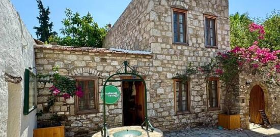 Maison Magi, Eylül Ayı Boyunca Datça'yı Sanatla Buluşturmaya Devam Ediyor