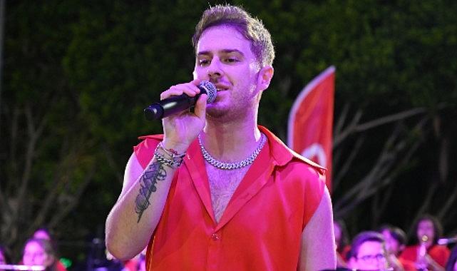 Kemer'de Zafer Bayramı coşkusu