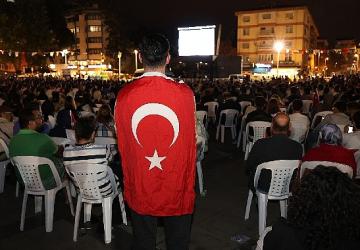 Kent Meydanı, 12 Dev Adam'ın final heyecanına sahne oldu