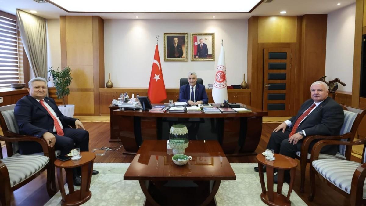 GAP Gazeteciler Birliği’nden Ticaret Bakanı Ömer Bolat’a ziyaret GAP Gazeteciler Birliği’nden Ticaret Bakanı Ömer Bolat’a ziyaret