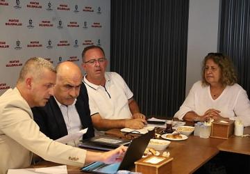 Muhtarların talepleri Büyükşehir'de karşılık buldu