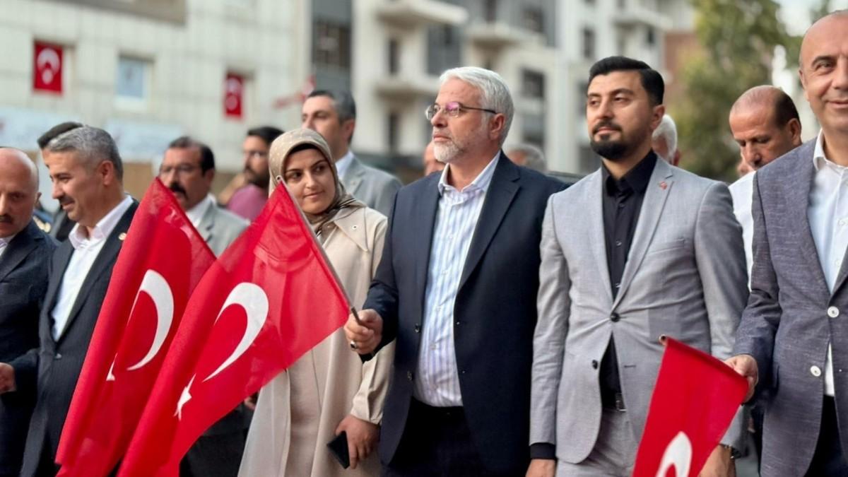 AK Parti Adıyaman İl Başkanı Kablan, partisinin 24. kuruluş yıldönümünü kutladı AK Parti Adıyaman İl Başkanı Kablan, partisinin 24. kuruluş yıldönümünü kutladı
